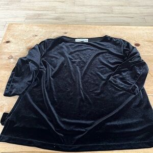 Chicos Black velvet half sleeved top.